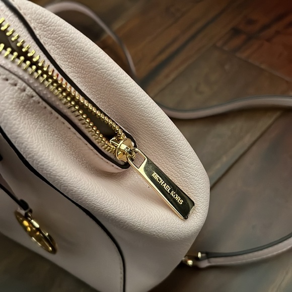 Michael joes hand bag - Picture 4 of 5